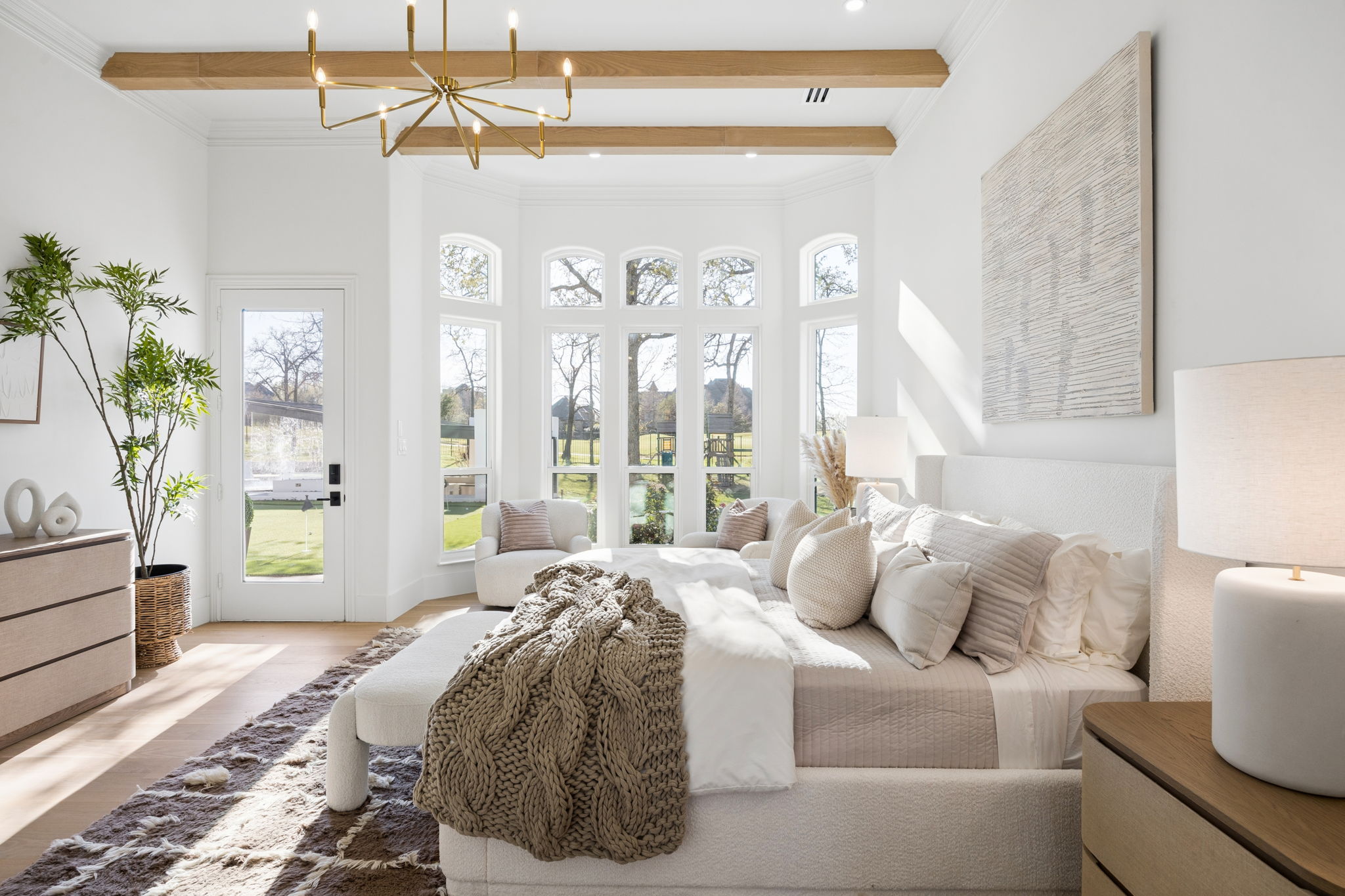  6001 Pine Valley Drive - 物件實景