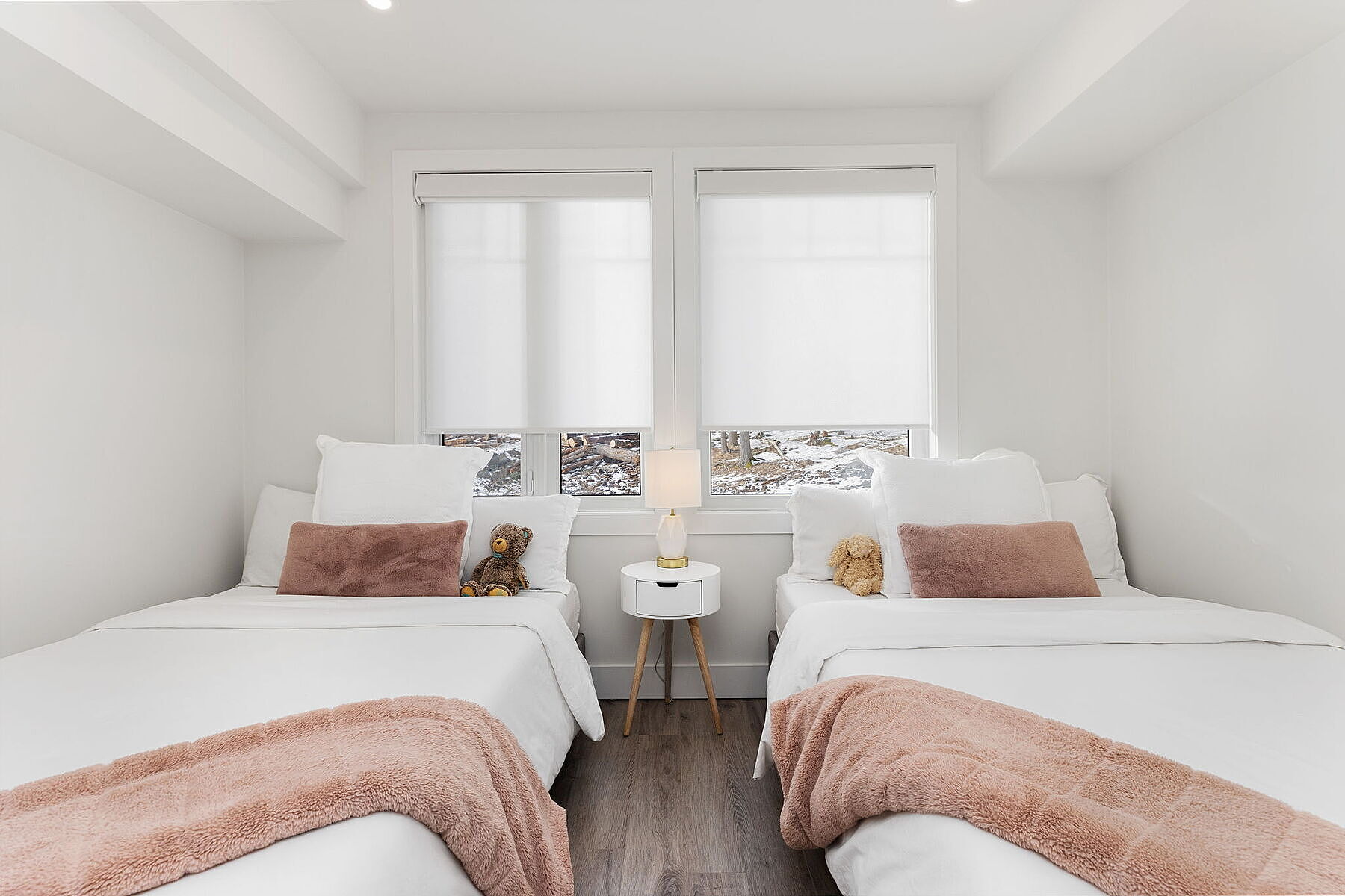  Tree Tops Lane - 物件實景