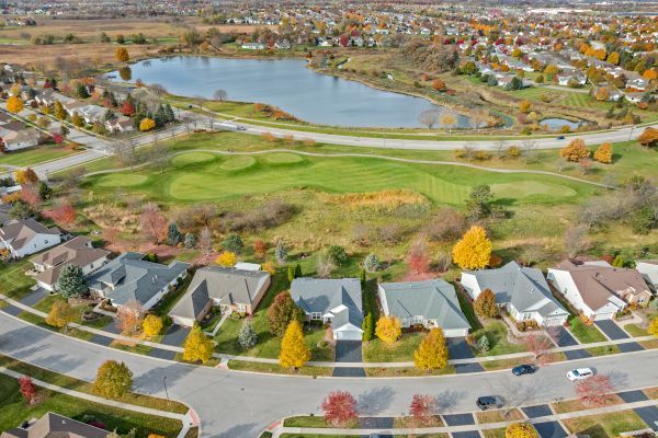 Huntley, Illinois, 60142, United States, 2 Bedrooms Bedrooms, ,2 BathroomsBathrooms,Residential,For Sale,1989906