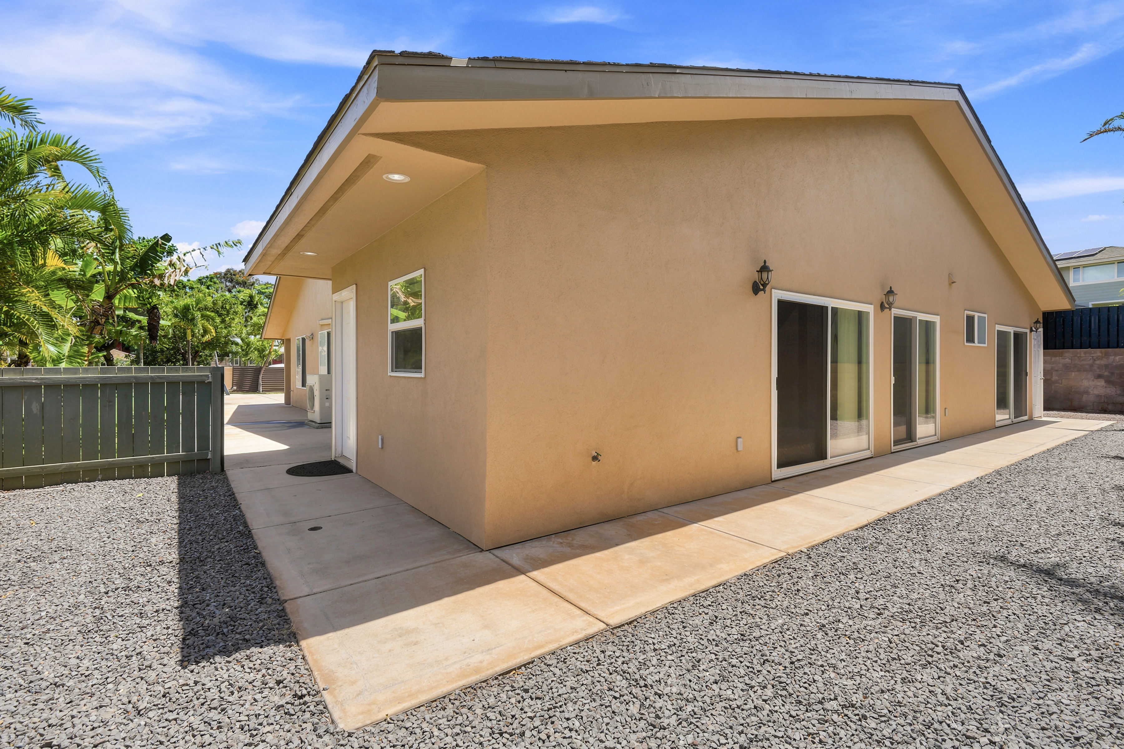  Spacious 5-Bedroom Home in Ka Ono Ulu Estates - 物件實景