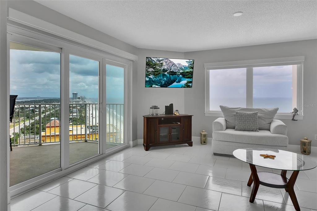 Daytona Beach Shores, Florida, 32118, United States, 2 Bedrooms Bedrooms, ,2 BathroomsBathrooms,Residential,For Sale,1906668