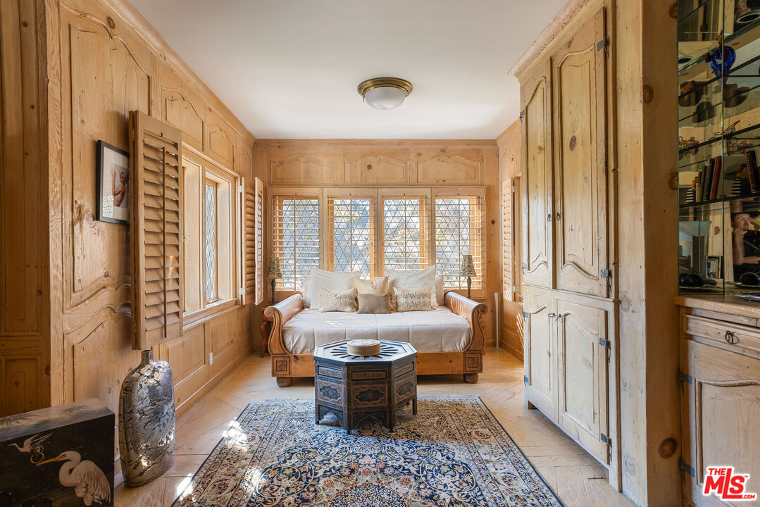 Beverly Hills, California, 90210, United States, 7 Bedrooms Bedrooms, ,9 BathroomsBathrooms,Residential,For Sale,1933482
