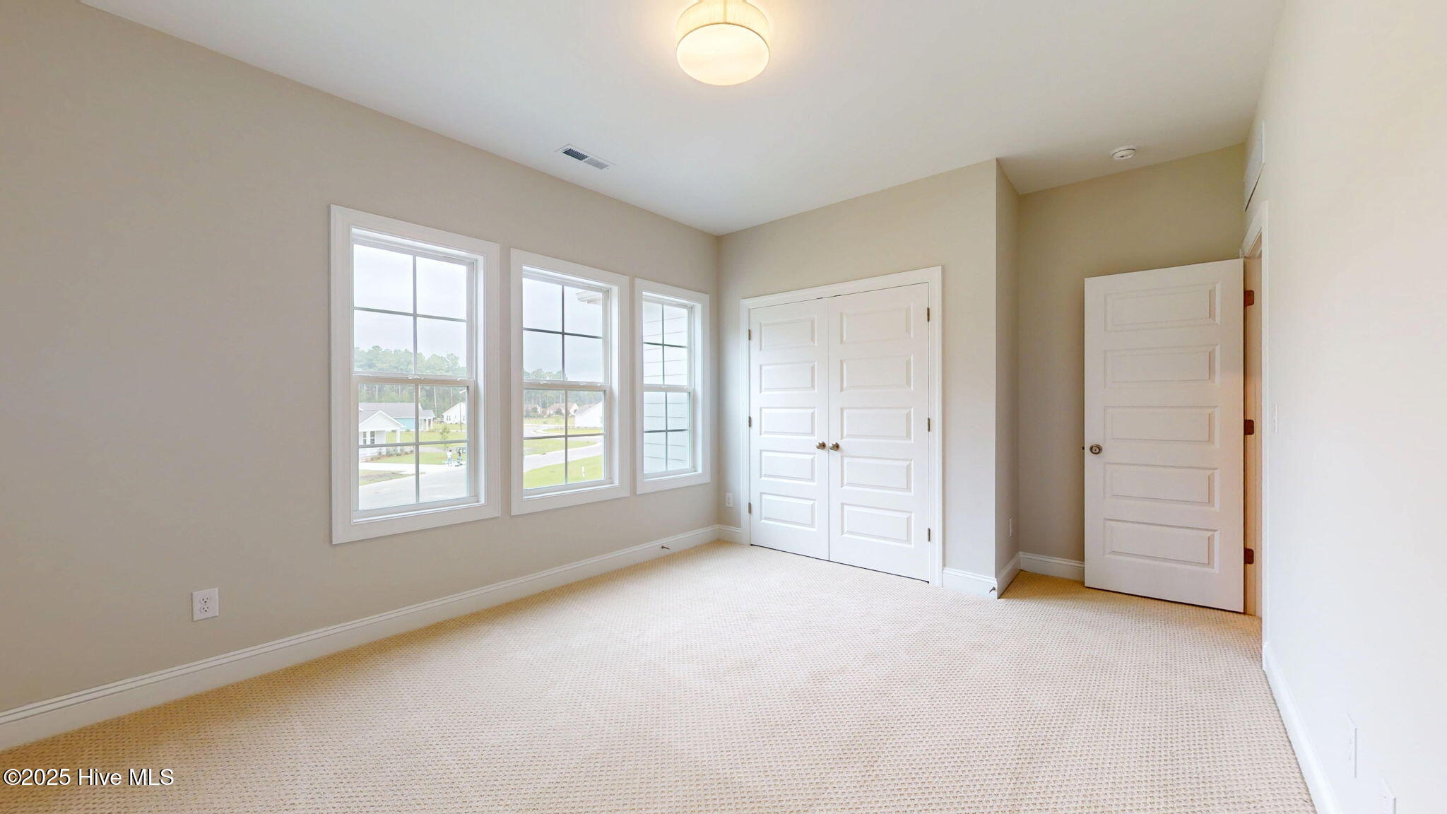 New Bern, North Carolina, 28562, United States, 4 Bedrooms Bedrooms, ,4 BathroomsBathrooms,Residential,For Sale,1768521