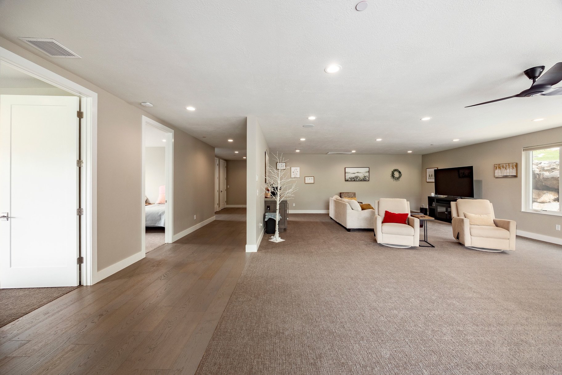  Mountain Contemporary Masterpiece with Panoramic Summit Creek Views - 物件實景