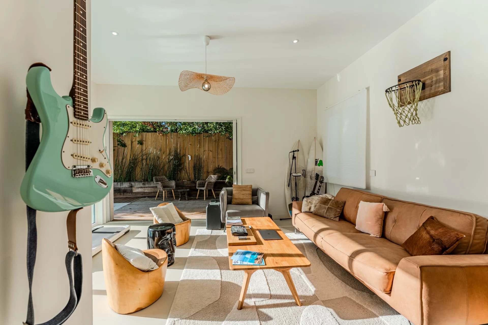 Arcachon, New Aquitaine, 33120, FR, 5 Bedrooms Bedrooms, ,Residential,For Sale,1996092