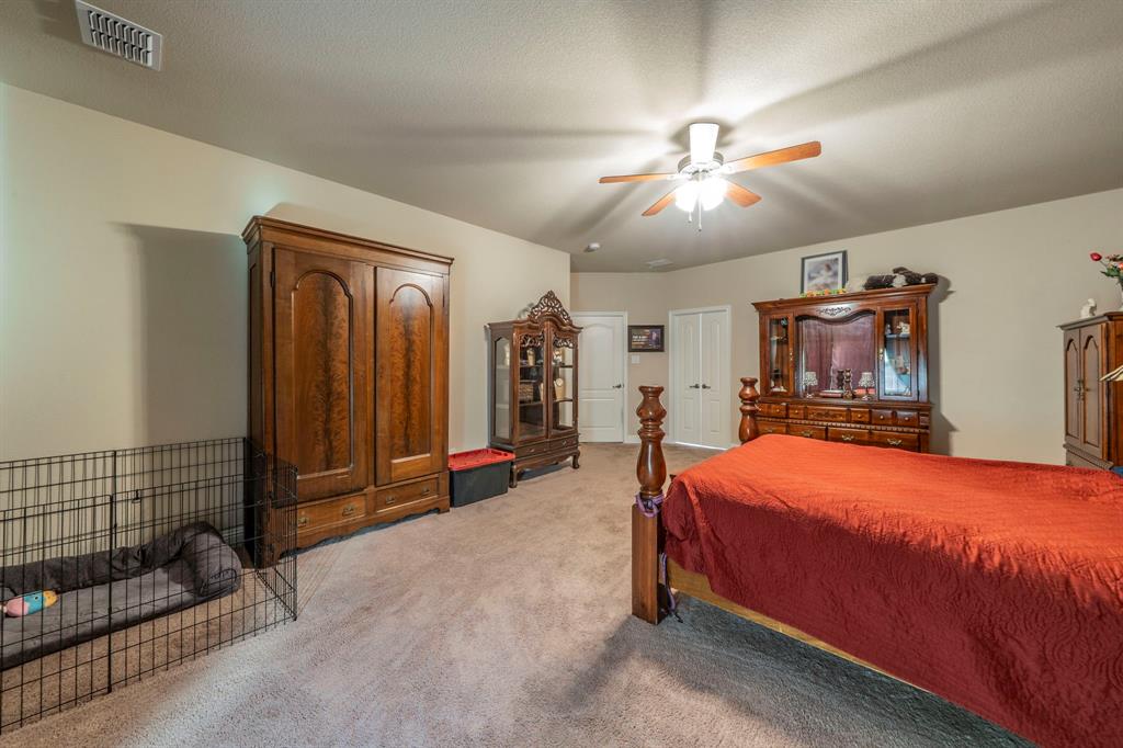 Cedar Hill, Texas, 75104, United States, 3 Bedrooms Bedrooms, ,3 BathroomsBathrooms,Residential,For Sale,1986089