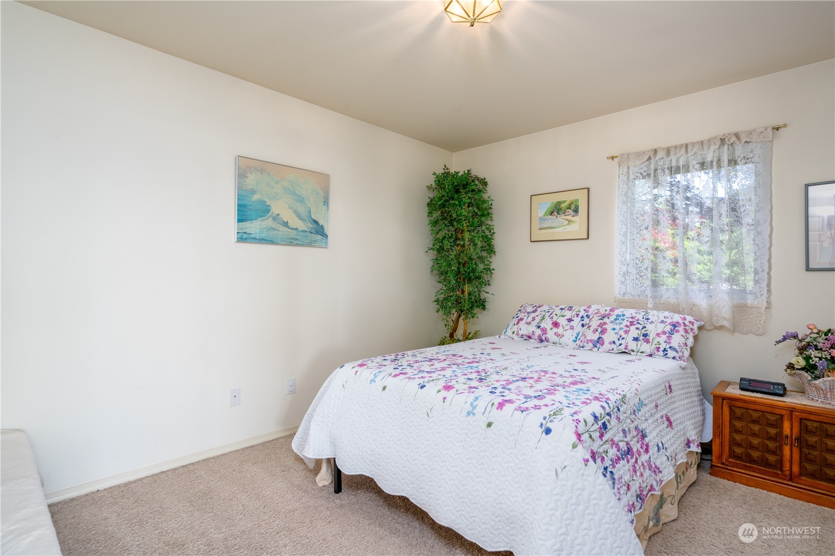 Hat Island, Washington, 98206, United States, 3 Bedrooms Bedrooms, ,1 BathroomBathrooms,Residential,For Sale,1928983