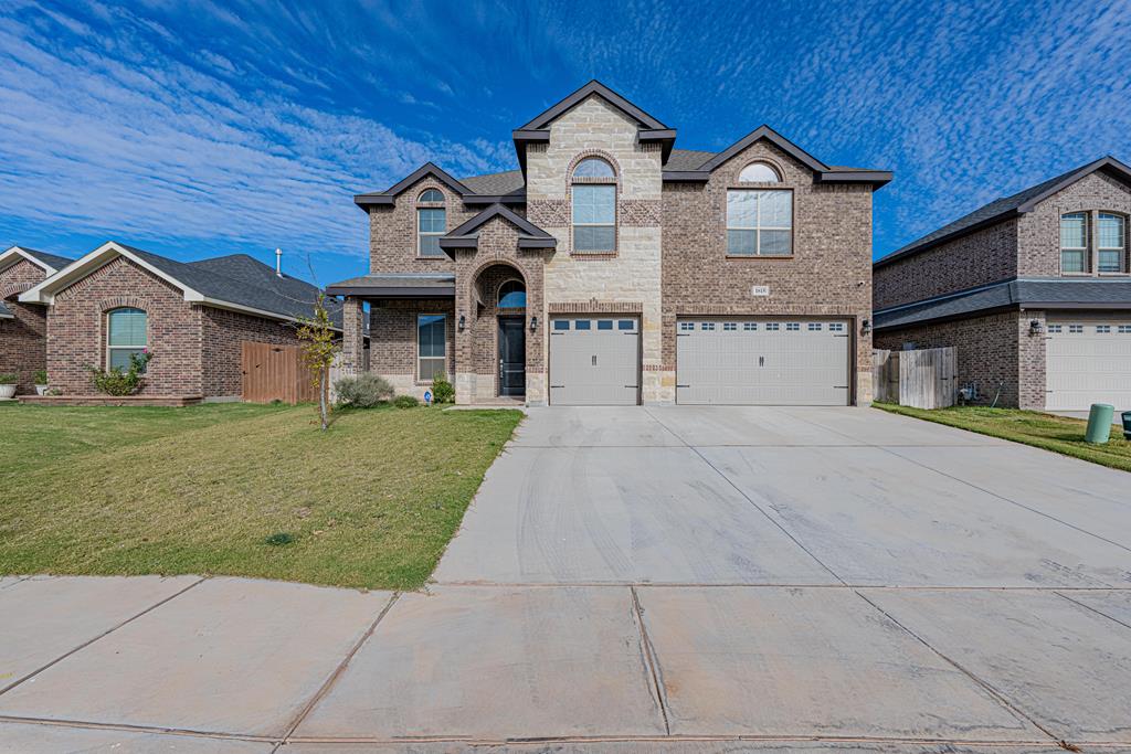 Midland, Texas, 79705, United States, 5 Bedrooms Bedrooms, ,5 BathroomsBathrooms,Residential,For Sale,1998422
