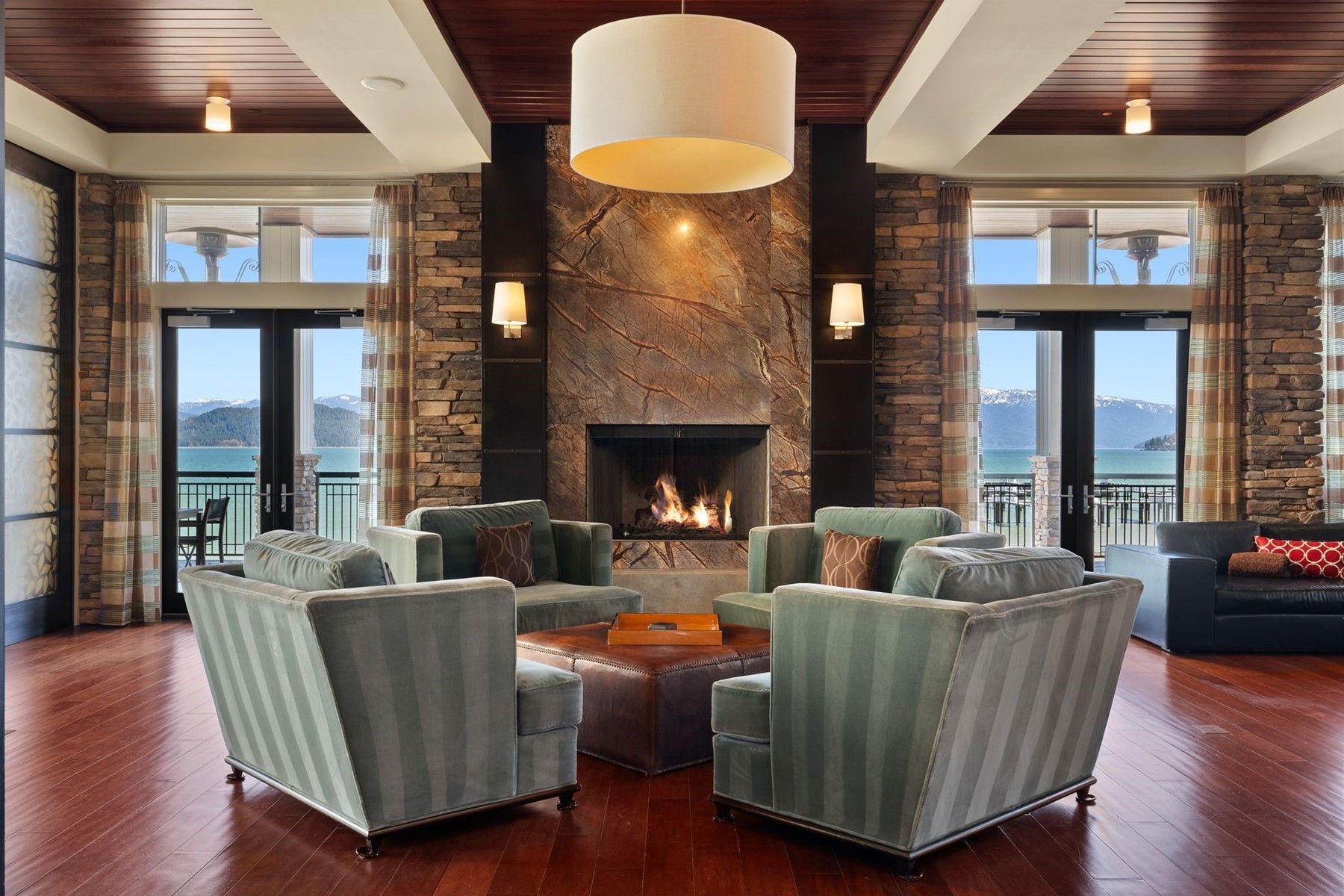  Corner Condo at Seasons at Sandpoint - 物件實景