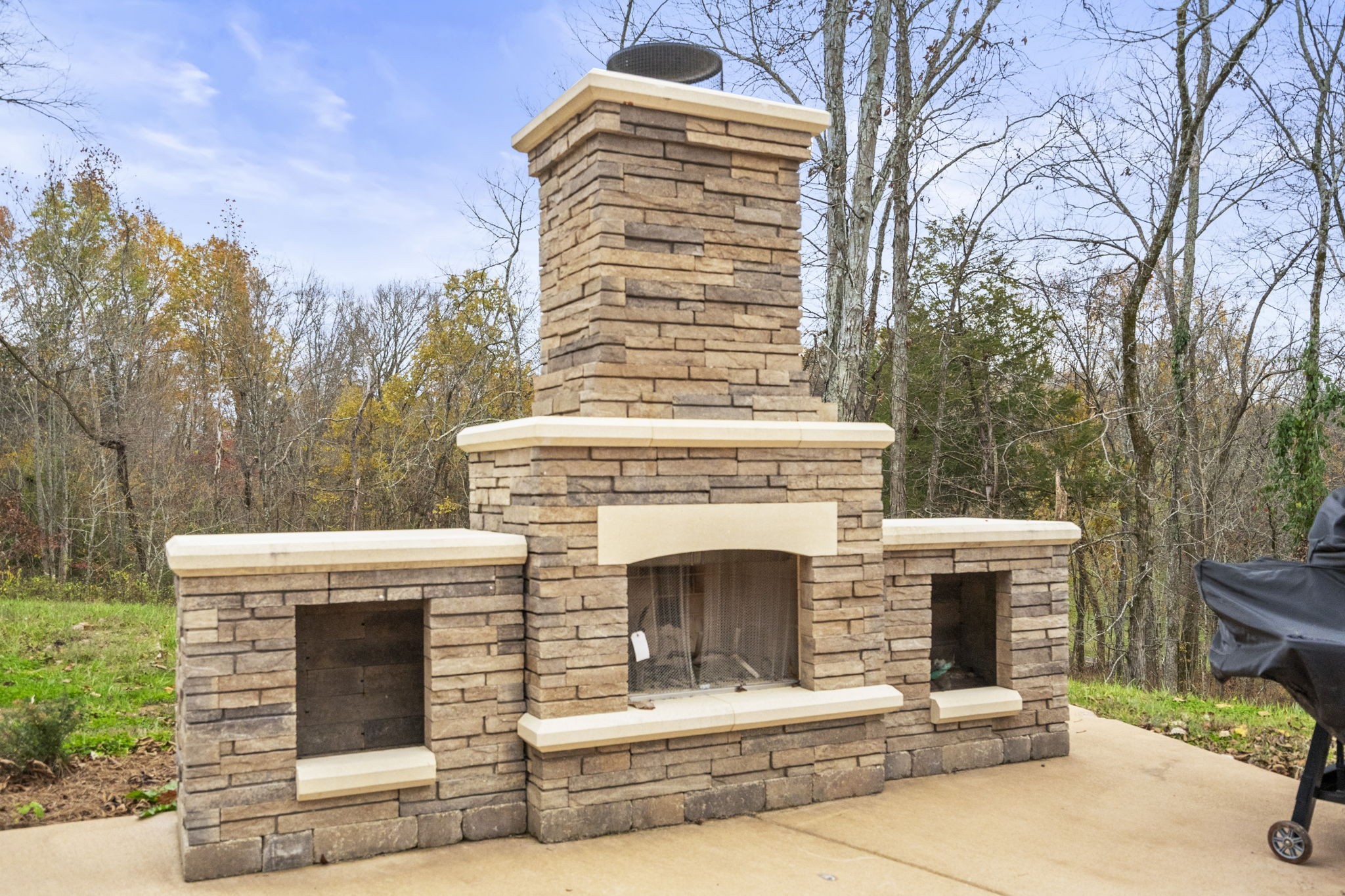 Bethpage, Tennessee, 37022, United States, 2 Bedrooms Bedrooms, ,2 BathroomsBathrooms,Residential,For Sale,1764166
