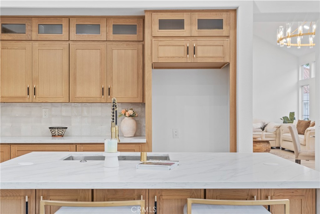 Mission Viejo, California, 92692, United States, 3 Bedrooms Bedrooms, ,3 BathroomsBathrooms,Residential,For Sale,1963093