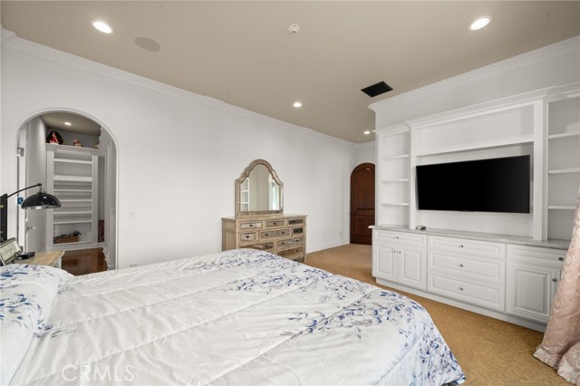 Long Beach, California, 90803, United States, 6 Bedrooms Bedrooms, ,8 BathroomsBathrooms,Residential,For Sale,1835519