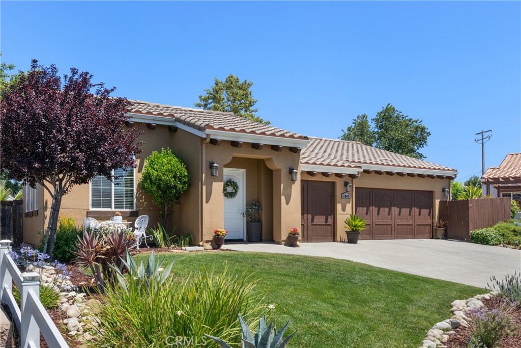 Atascadero, California, 93422, United States, 4 Bedrooms Bedrooms, ,2 BathroomsBathrooms,Residential,For Sale,1895262