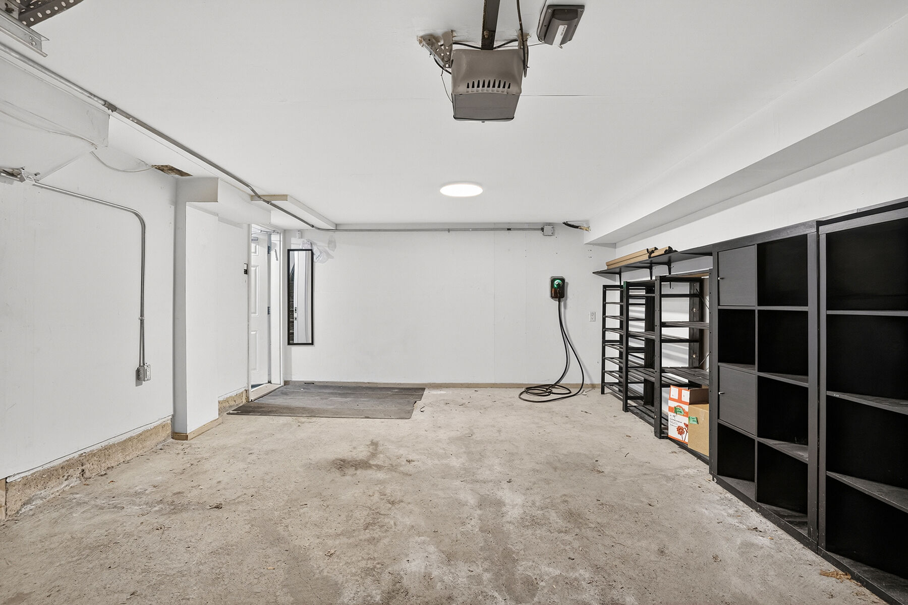  Rare Forest Hill Townhome - 物件實景