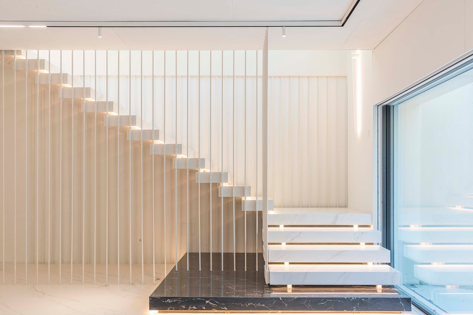  Spectacular detached villa with pool in Somosaguas, Pozuelo de Alarcón - 物件實景