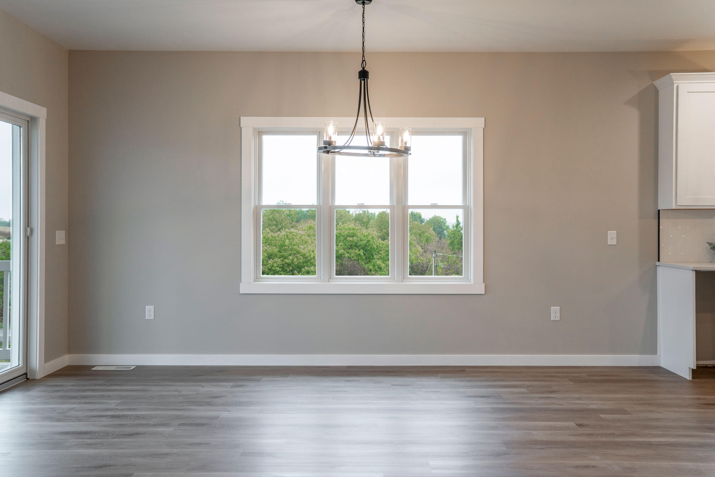 Shelby, Wisconsin, 54601, United States, 3 Bedrooms Bedrooms, ,3 BathroomsBathrooms,Residential,For Sale,1966878