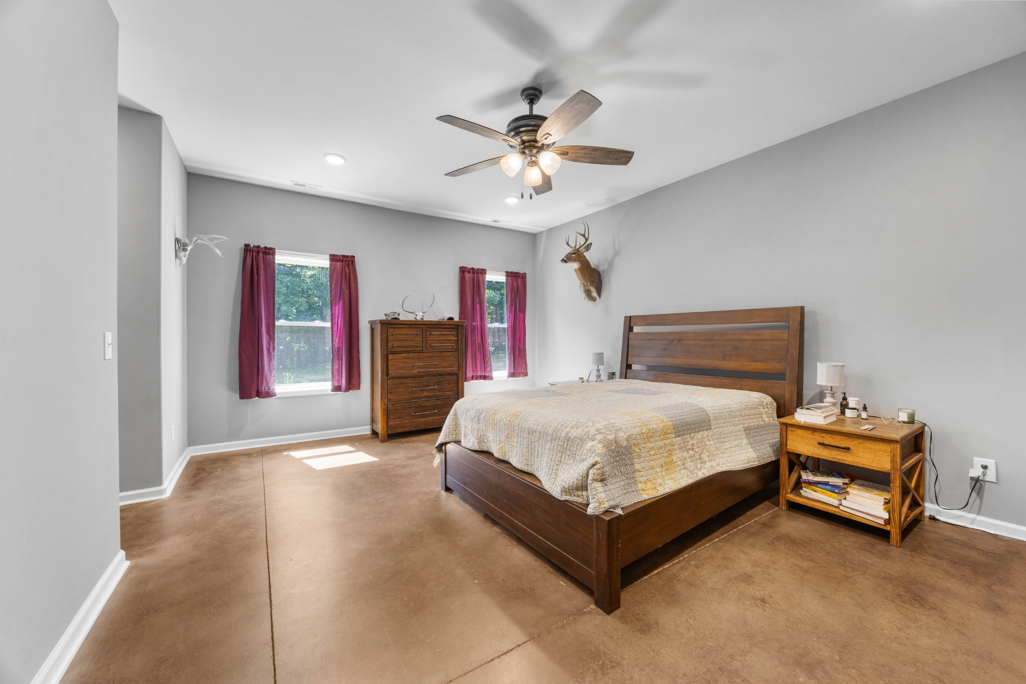 Indian Mound, Tennessee, 37079, United States, 3 Bedrooms Bedrooms, ,2 BathroomsBathrooms,Residential,For Sale,1866881