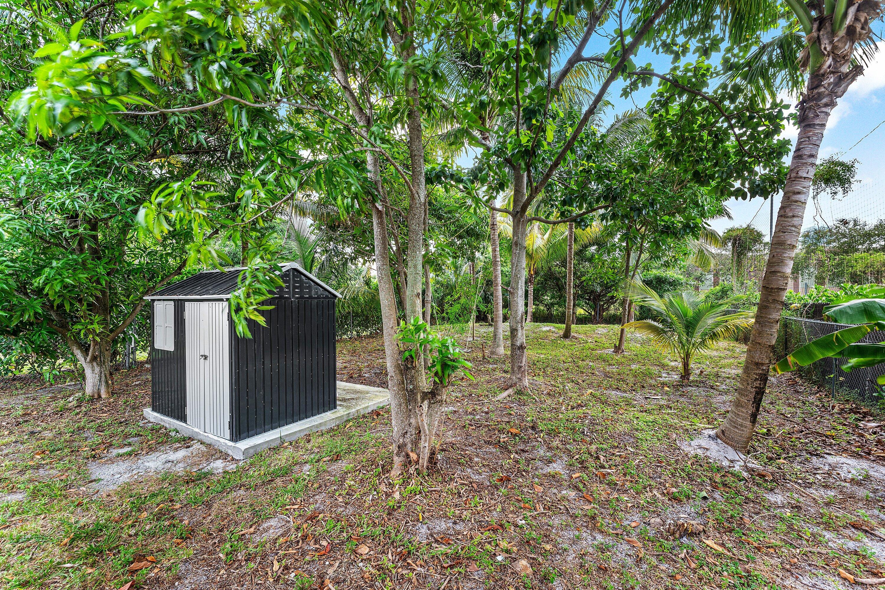 Delray Beach, Florida, 33483, United States, 4 Bedrooms Bedrooms, ,2 BathroomsBathrooms,Residential,For Sale,1987972