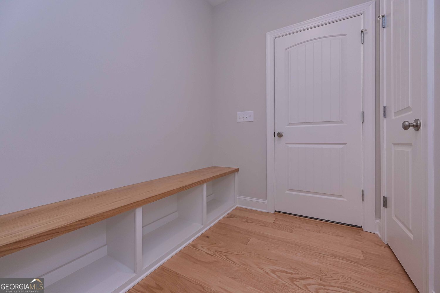 Douglasville, Georgia, 30135, United States, 5 Bedrooms Bedrooms, ,5 BathroomsBathrooms,Residential,For Sale,1929724