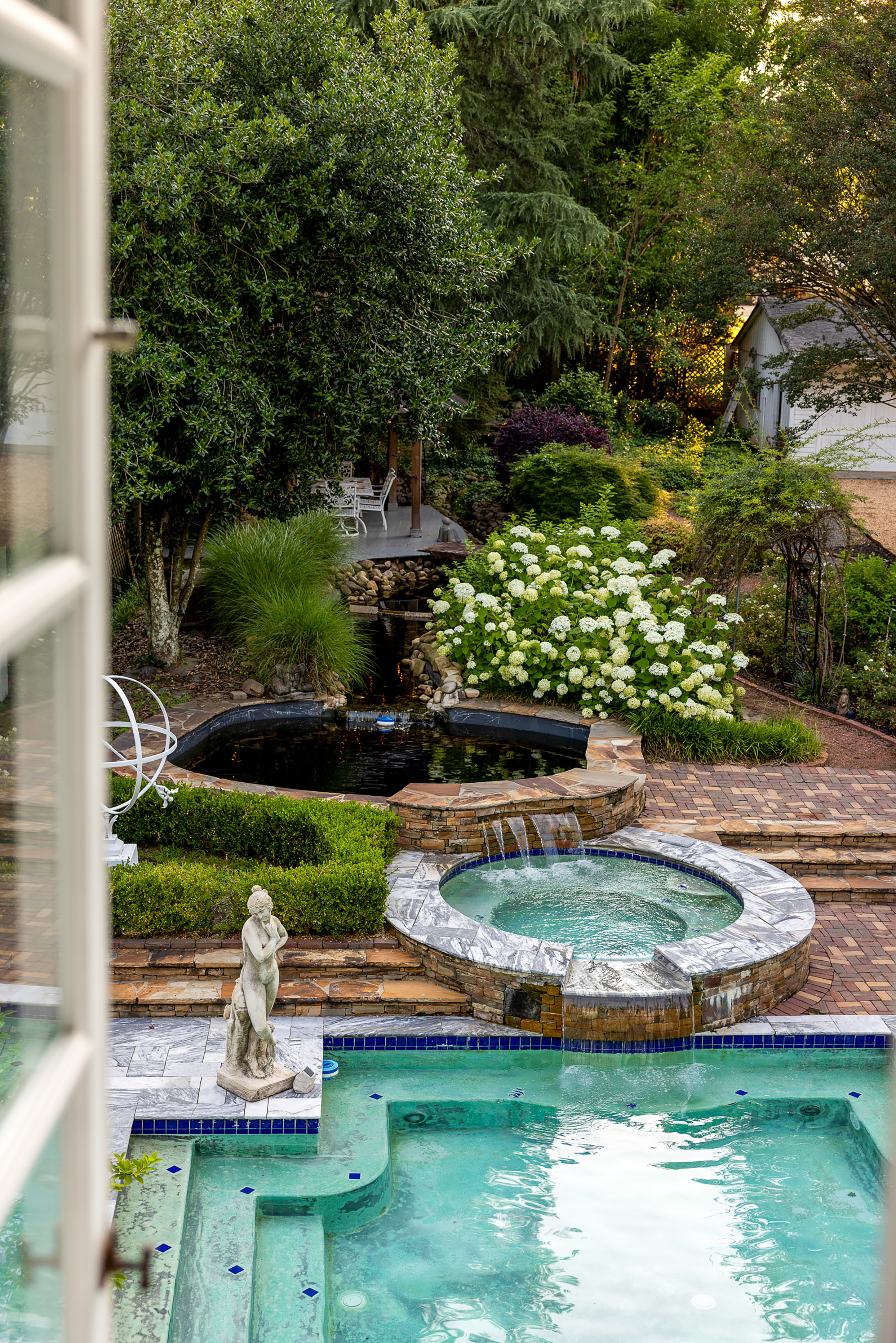  A Curated Historic Estate of Extraordinary Detail and Design - 物件實景