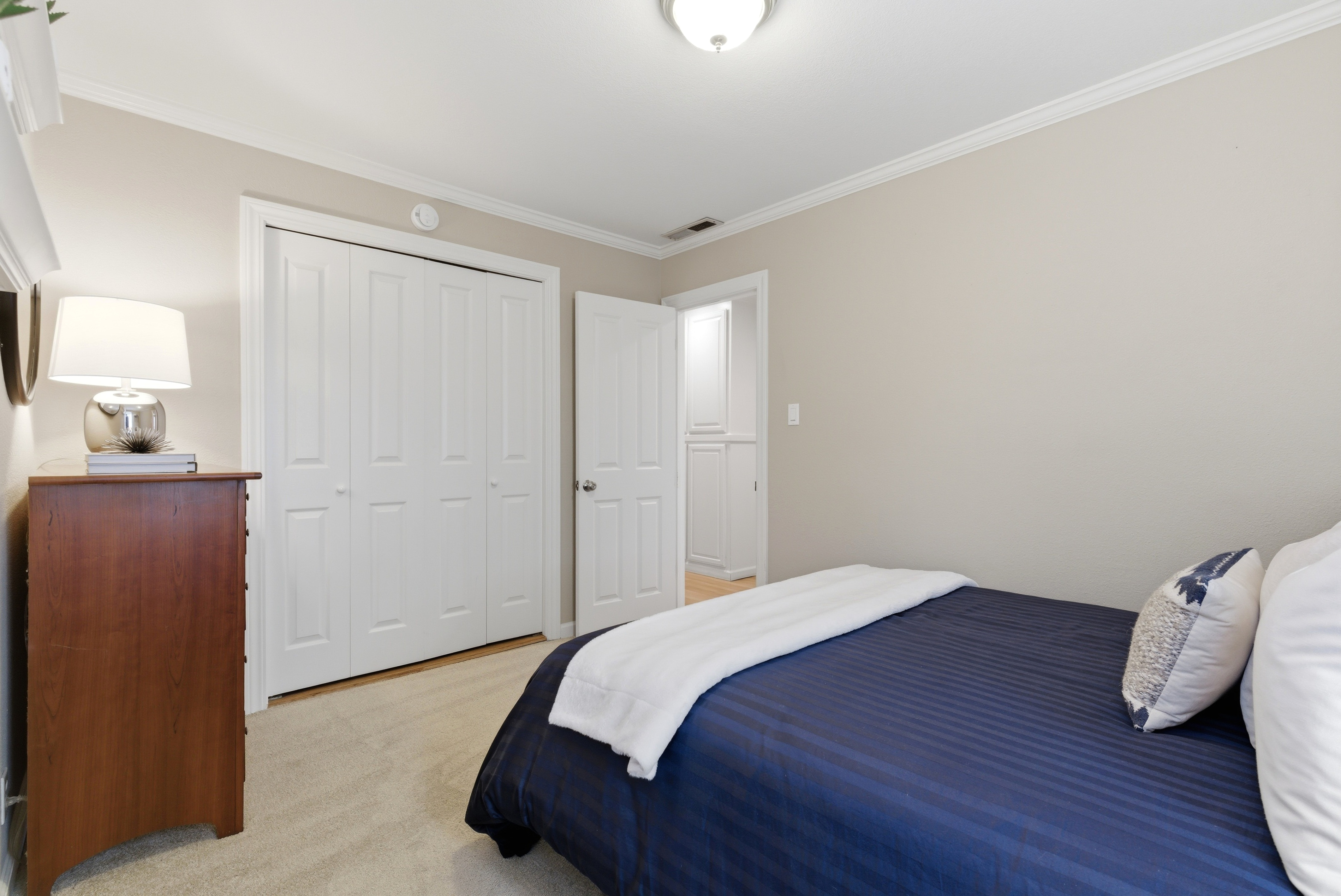  Elegant Single-Story Living on a Premier Corner Lot in Monte Sereno - 物件實景
