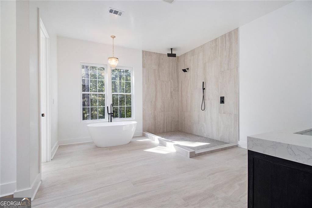 Dawsonville, Georgia, 30534, United States, 5 Bedrooms Bedrooms, ,7 BathroomsBathrooms,Residential,For Sale,1952234