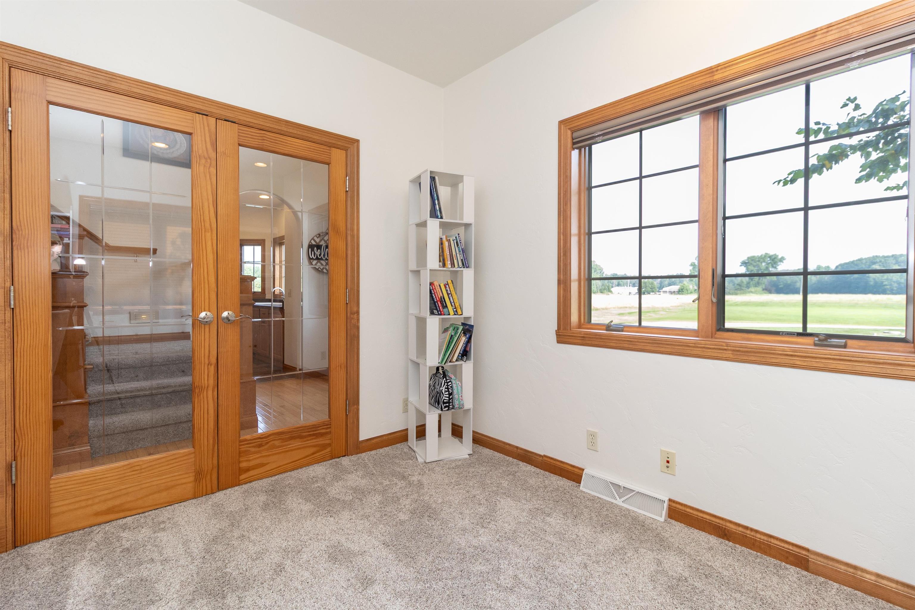SEYMOUR, Wisconsin, 54115, United States, 4 Bedrooms Bedrooms, ,4 BathroomsBathrooms,Residential,For Sale,1926224