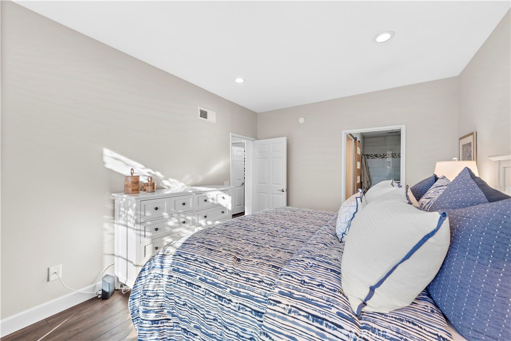 Laguna Niguel, California, 92677, United States, 2 Bedrooms Bedrooms, ,2 BathroomsBathrooms,Residential,For Sale,2003344