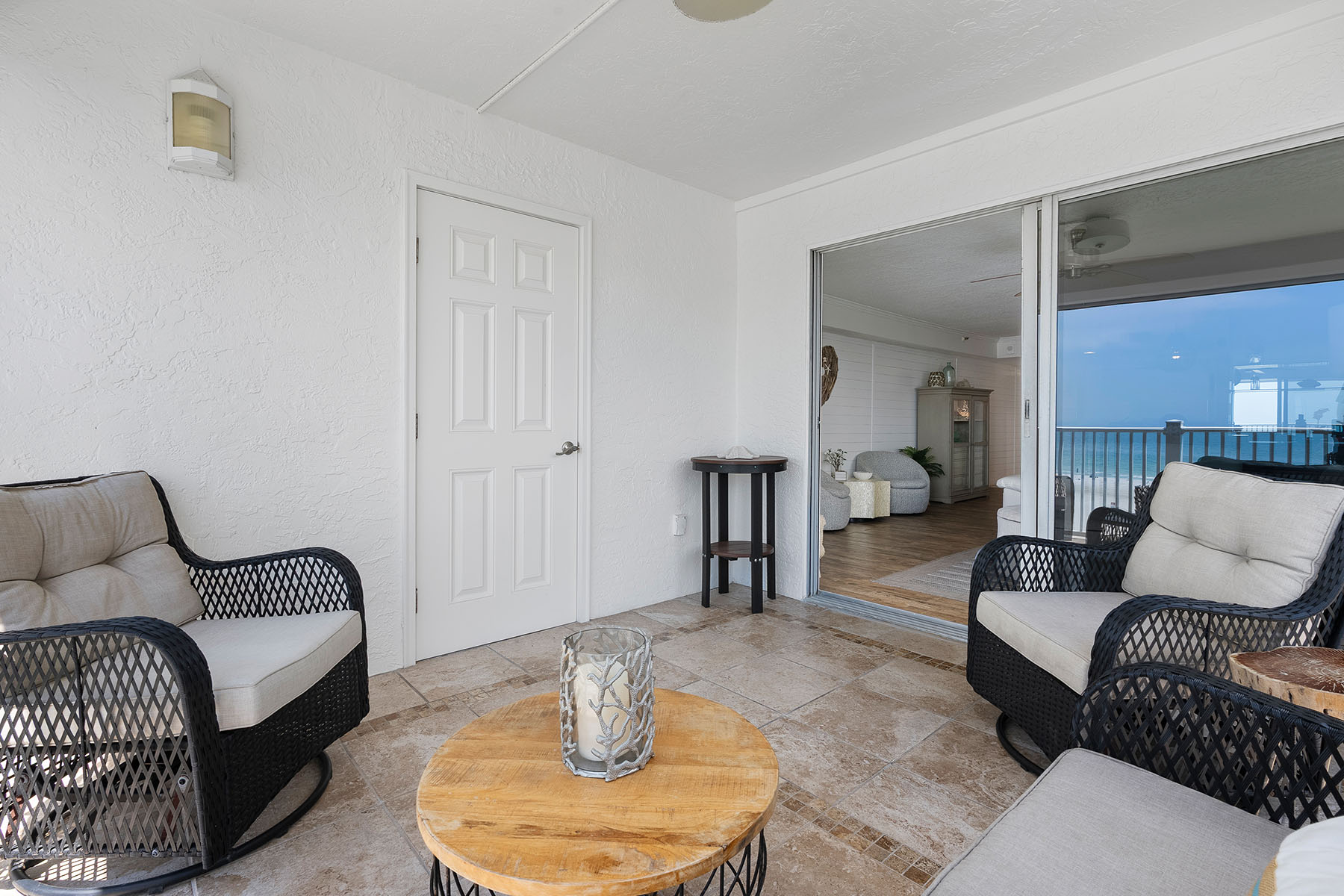  LIGHTHOUSE POINTE CONDO - 物件實景