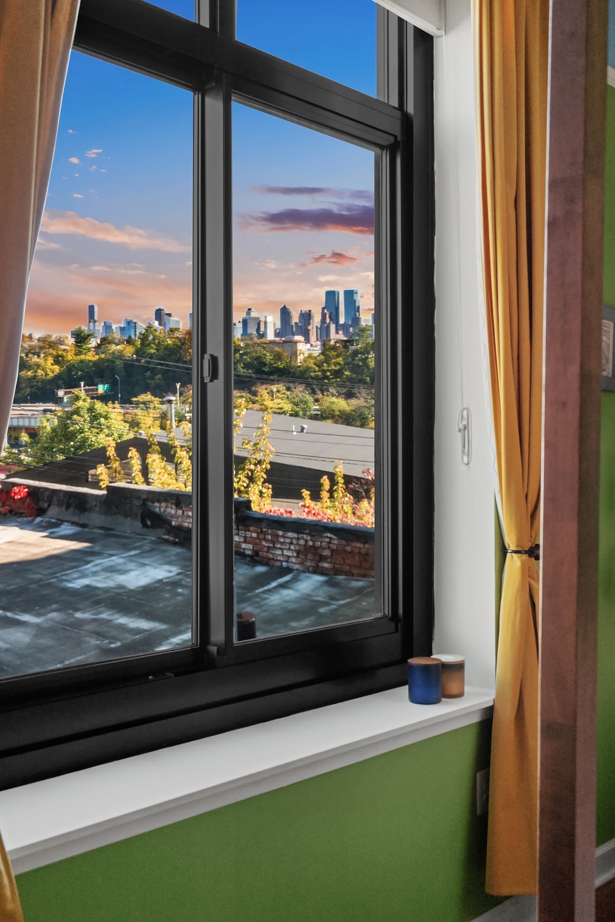 Weehawken, New Jersey, 07086, United States, 2 Bedrooms Bedrooms, ,2 BathroomsBathrooms,Residential,For Sale,1991208