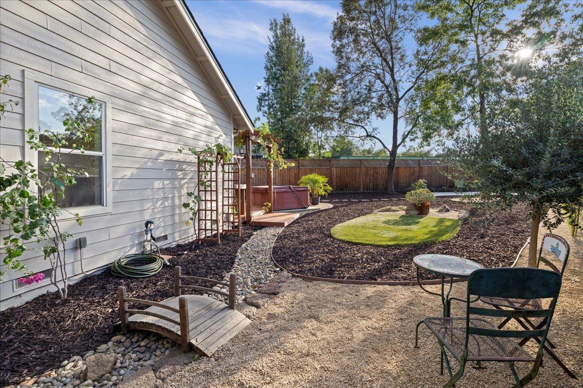 Los Gatos, California, 95032, United States, 4 Bedrooms Bedrooms, ,3 BathroomsBathrooms,Residential,For Sale,1941707