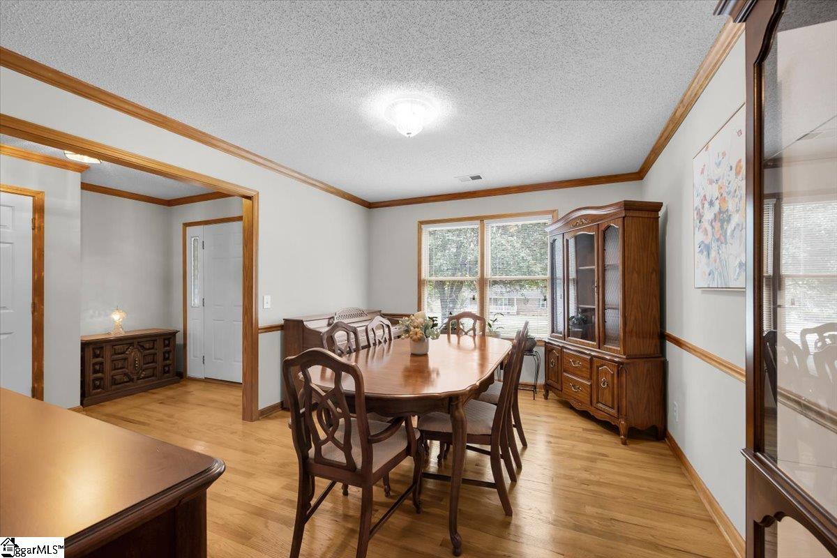 Greenville, South Carolina, 29617, United States, 4 Bedrooms Bedrooms, ,3 BathroomsBathrooms,Residential,For Sale,1955283