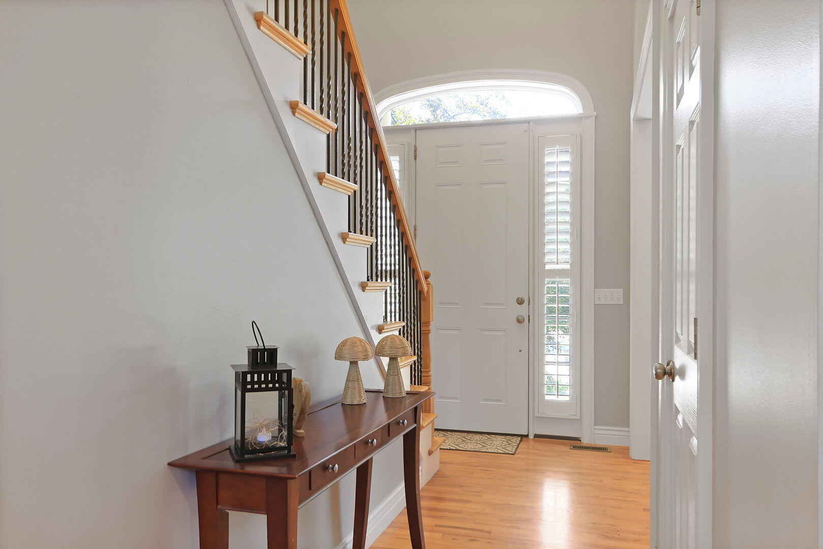 COLUMBIA, Missouri, 65203, United States, 5 Bedrooms Bedrooms, ,4 BathroomsBathrooms,Residential,For Sale,1983136