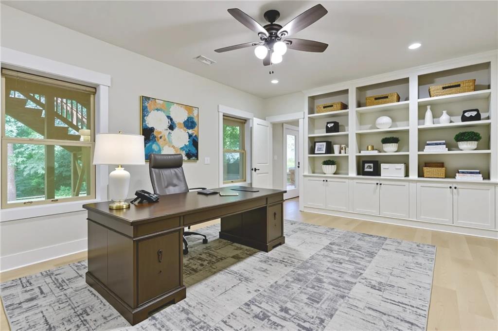 Atlanta, Georgia, 30341, United States, 5 Bedrooms Bedrooms, ,5 BathroomsBathrooms,Residential,For Sale,1845419