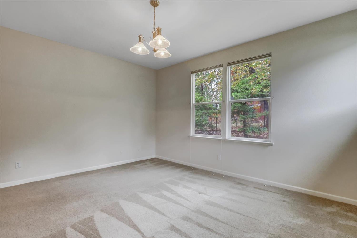 Grass Valley, California, 95945, United States, 2 Bedrooms Bedrooms, ,2 BathroomsBathrooms,Residential,For Sale,2010026