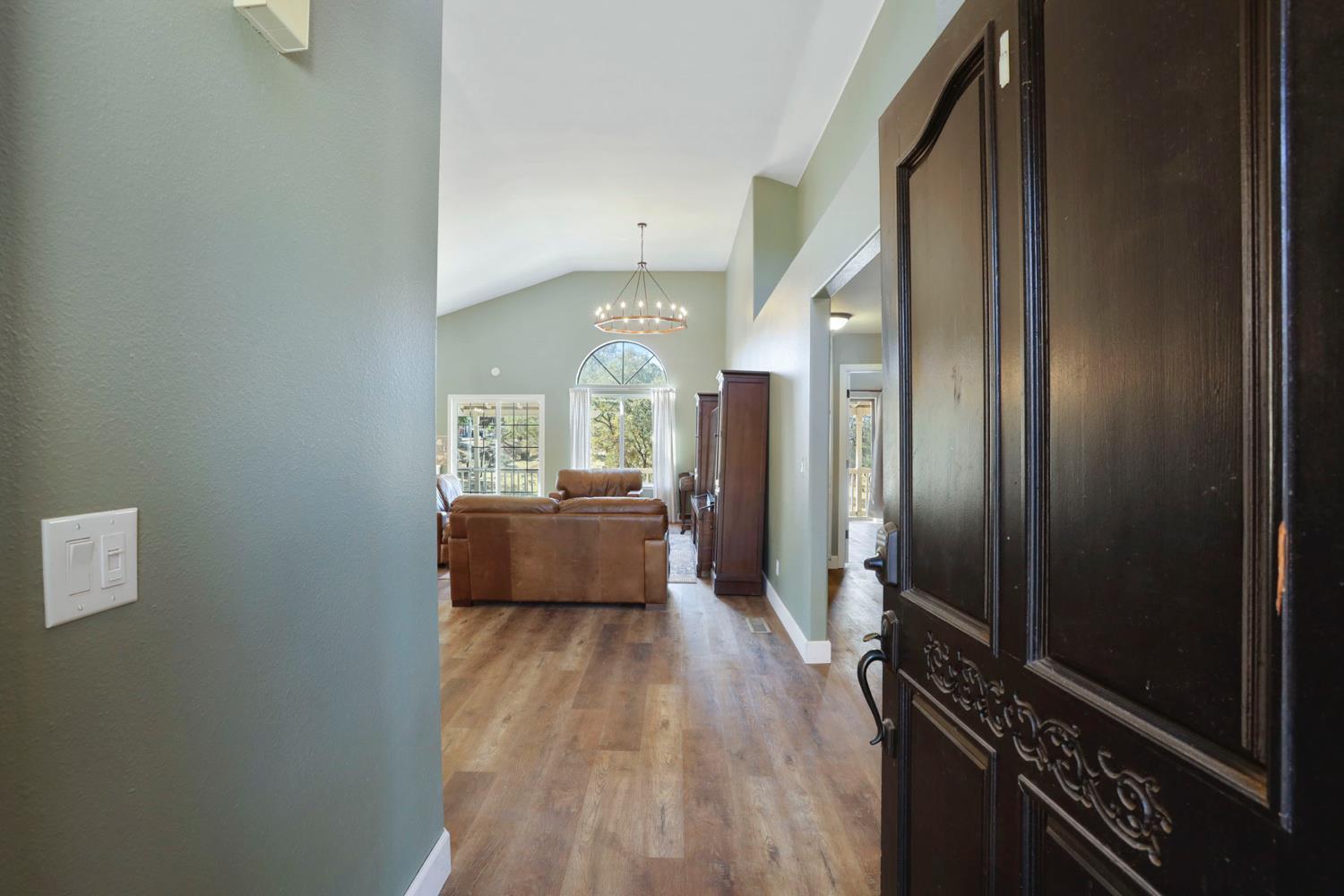 Valley Springs, California, 95252, United States, 3 Bedrooms Bedrooms, ,2 BathroomsBathrooms,Residential,For Sale,1978438