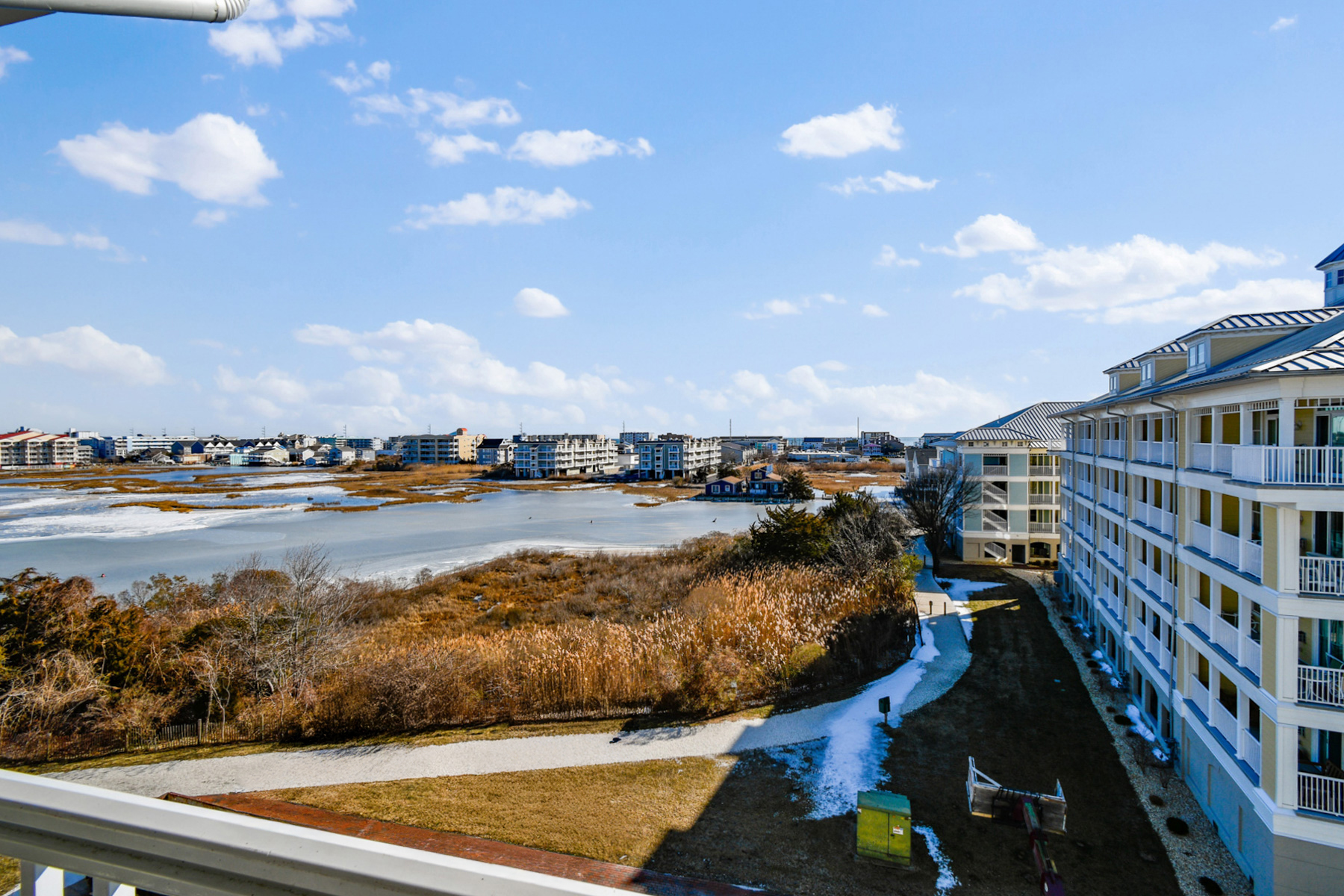  SUNSET ISLAND - 物件實景