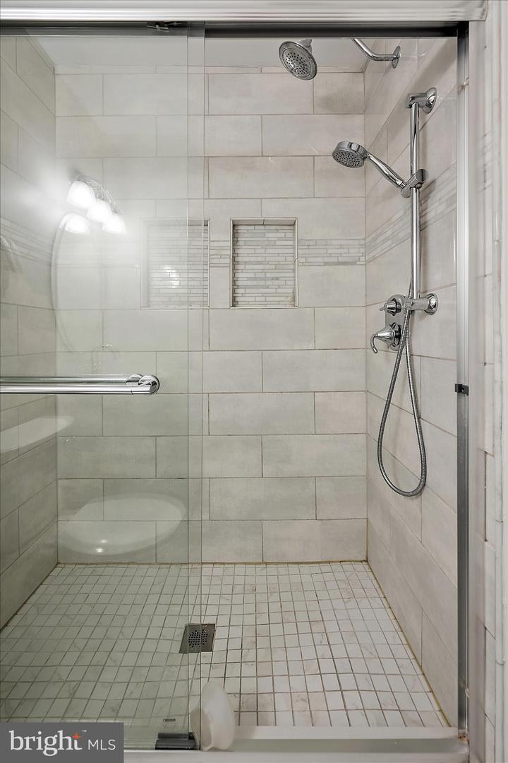 Ocean City, Maryland, 21842, United States, 3 Bedrooms Bedrooms, ,4 BathroomsBathrooms,Residential,For Sale,1986506