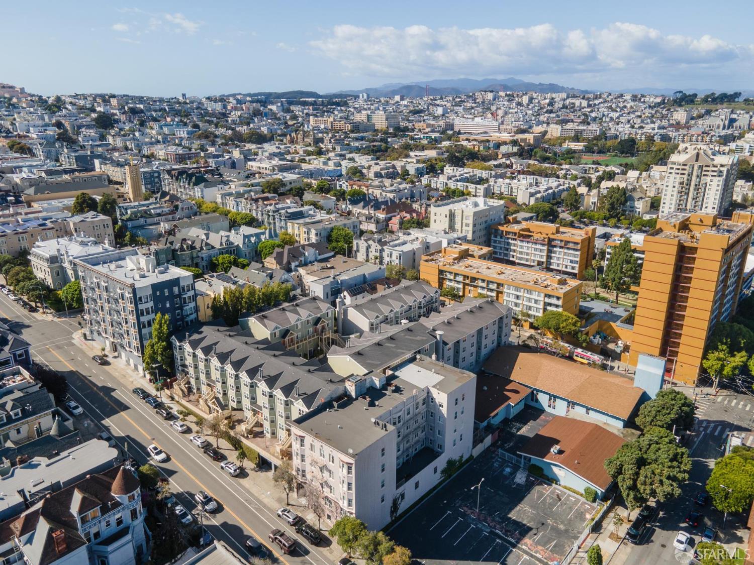 San Francisco, California, 94117, United States, 17 Bedrooms Bedrooms, ,Residential,For Sale,1994425