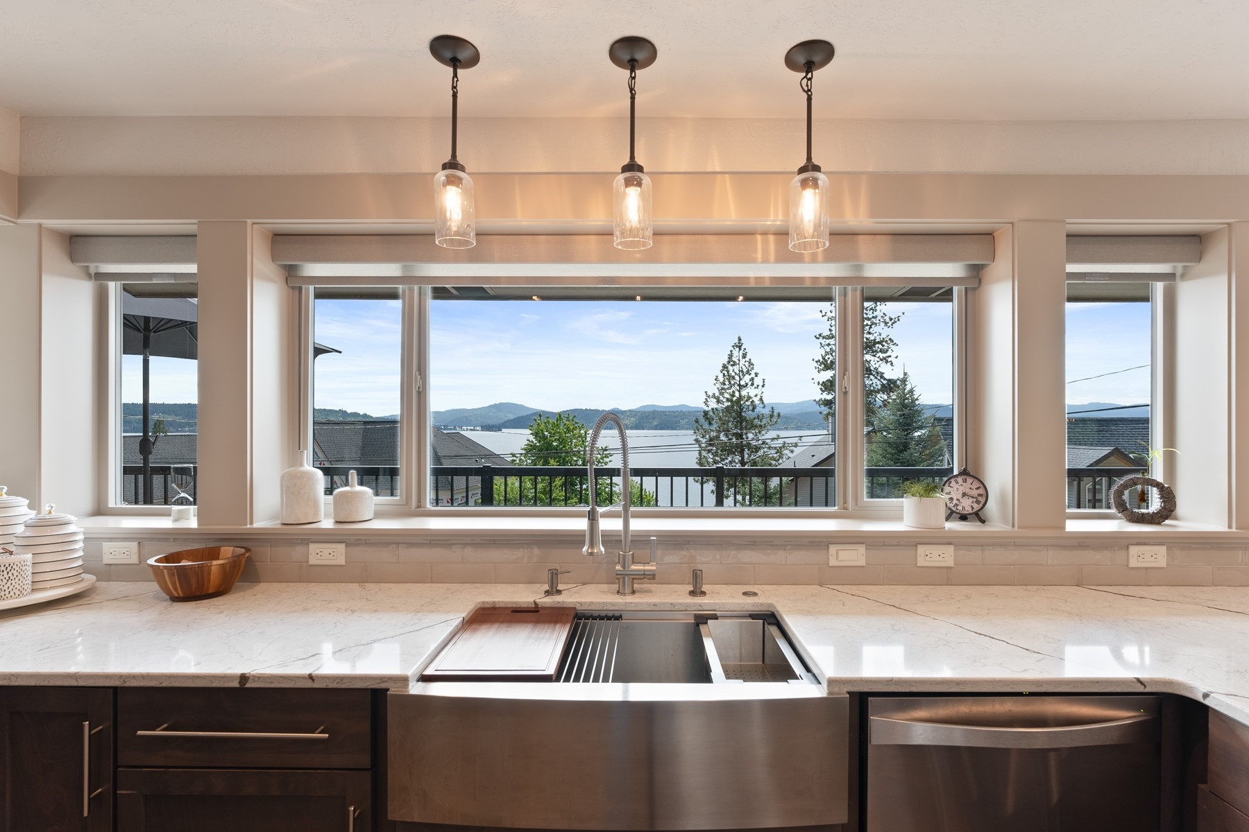  Silver Beach Luxury Lake View Living - 物件實景