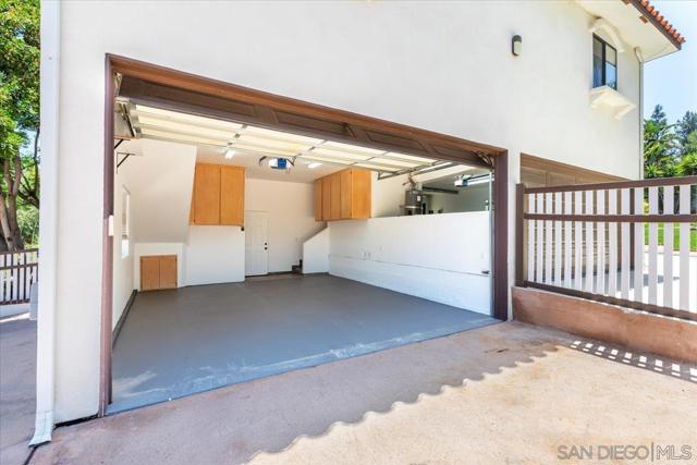 El Cajon, California, 92019, United States, 3 Bedrooms Bedrooms, ,4 BathroomsBathrooms,Residential,For Sale,1872864