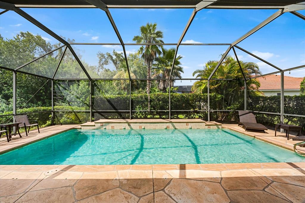 Bradenton, Florida, 34212, United States, 2 Bedrooms Bedrooms, ,2 BathroomsBathrooms,Residential,For Sale,1916954