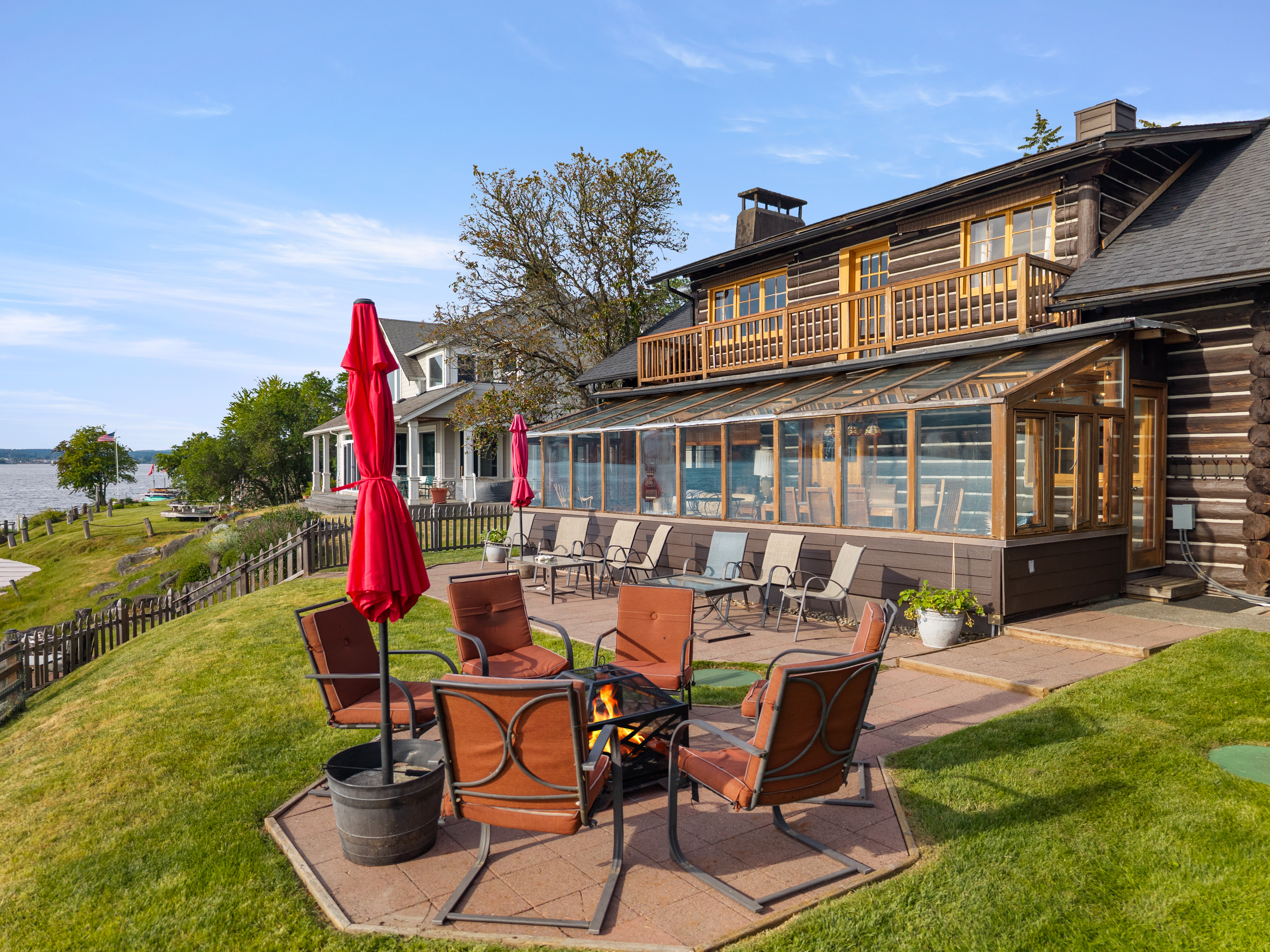  4617 Erlands Point Rd NW, Bremerton, WA 98312 - 物件實景