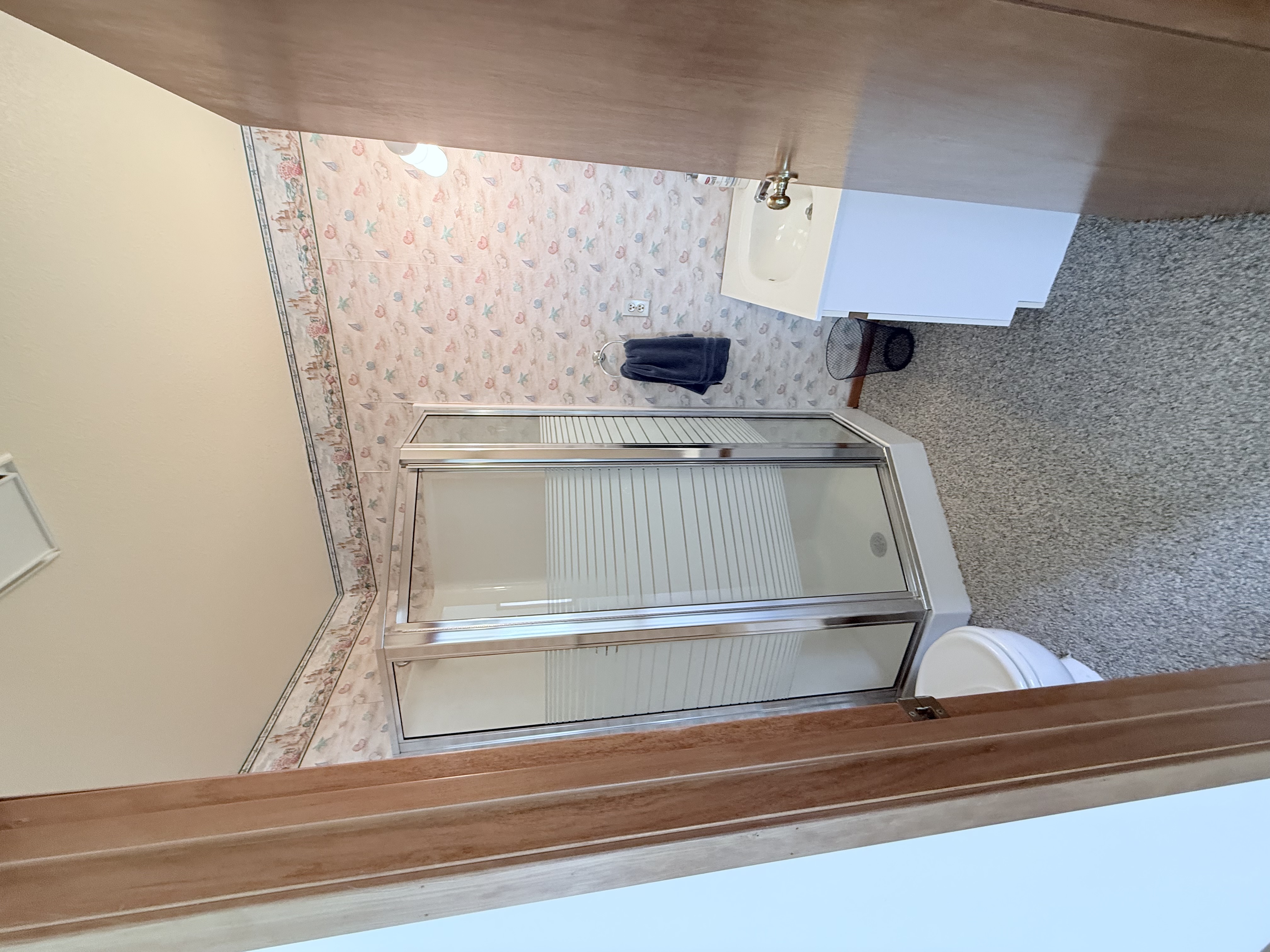 Sagle, Idaho, 83860, United States, 5 Bedrooms Bedrooms, ,4 BathroomsBathrooms,Residential,For Sale,1982064