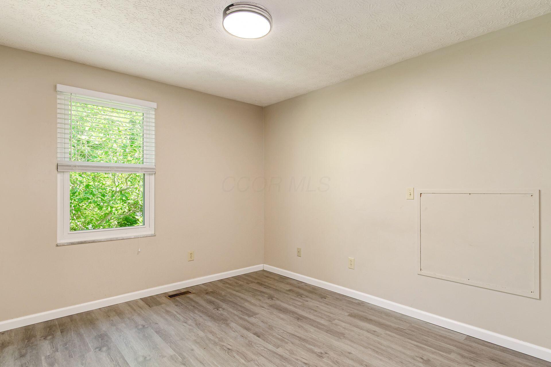 Columbus, Ohio, 43221, United States, 4 Bedrooms Bedrooms, ,4 BathroomsBathrooms,Residential,For Sale,1902021