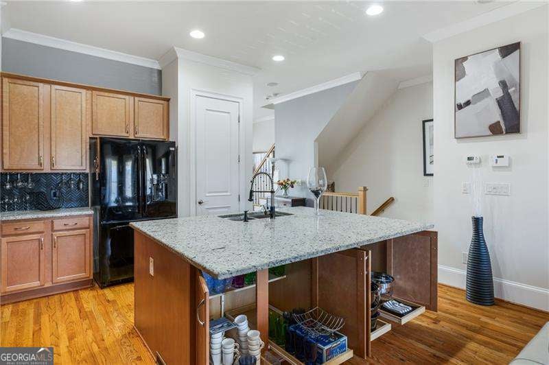 Atlanta, Georgia, 30363, United States, 3 Bedrooms Bedrooms, ,4 BathroomsBathrooms,Residential,For Sale,1913056