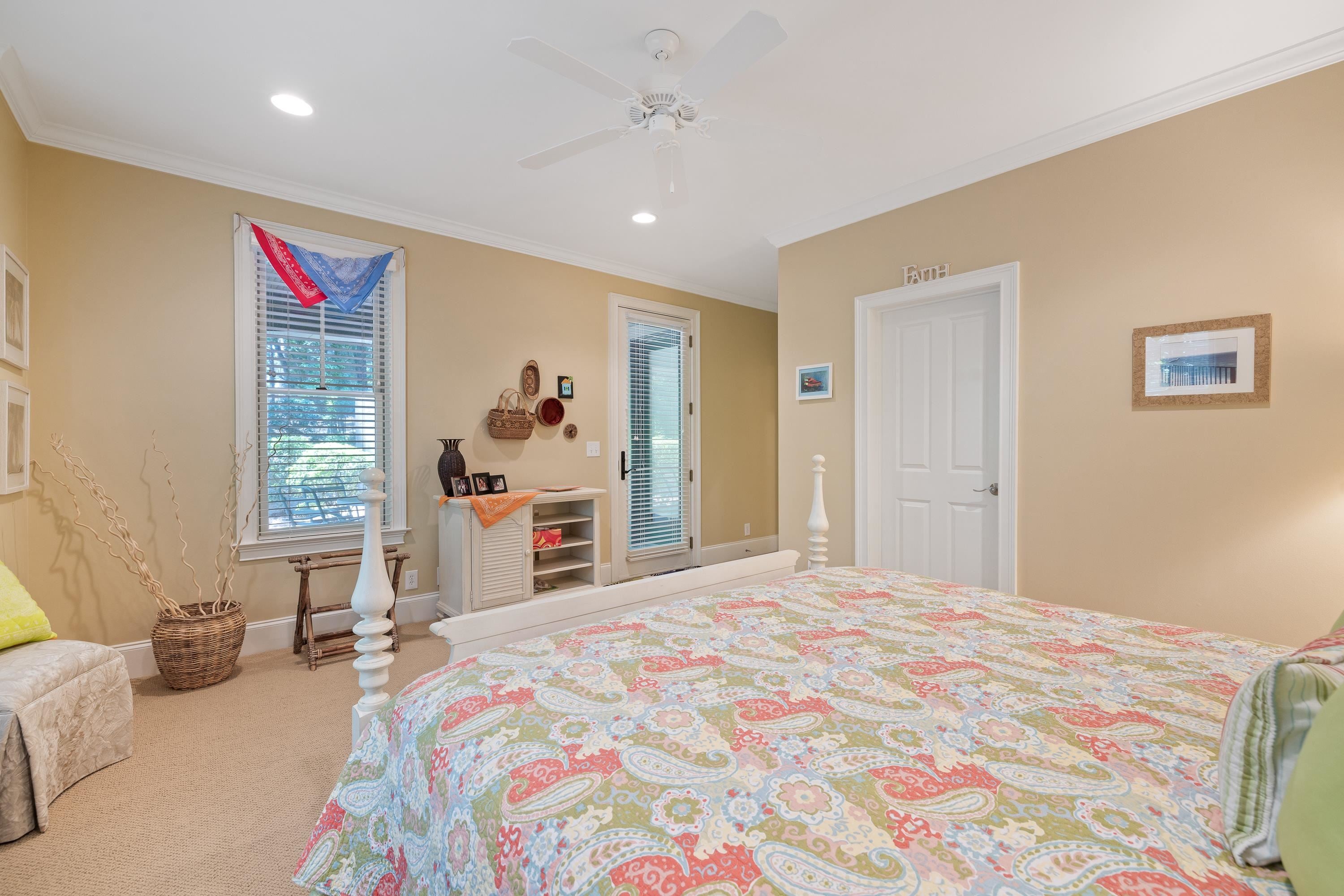 Greensboro, Georgia, 30642, United States, 3 Bedrooms Bedrooms, ,4 BathroomsBathrooms,Residential,For Sale,1829509