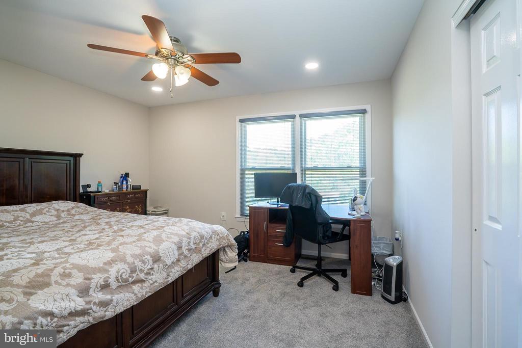 Princeton Junction, New Jersey, 08550, United States, 4 Bedrooms Bedrooms, ,3 BathroomsBathrooms,Residential,For Sale,1943905
