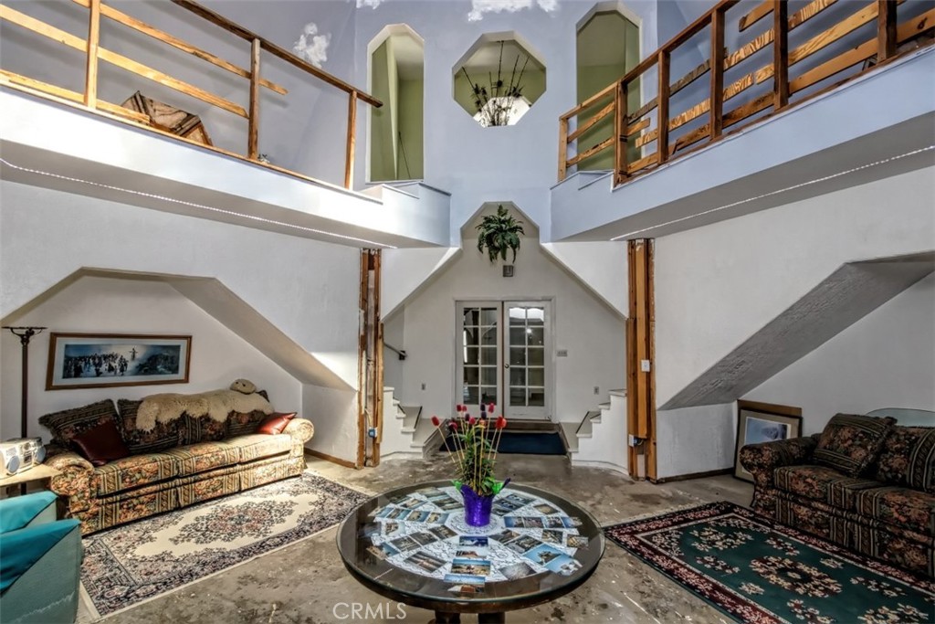 Newberry Springs, California, 92365, United States, 4 Bedrooms Bedrooms, ,6 BathroomsBathrooms,Residential,For Sale,1990195