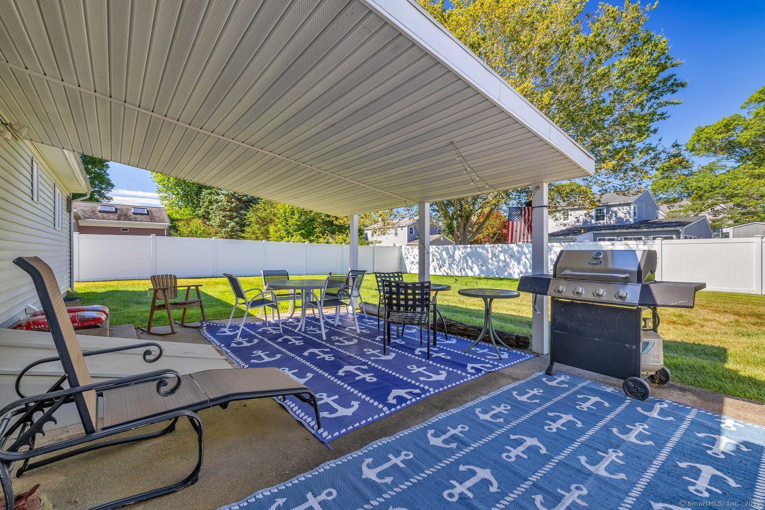 Old Saybrook, Connecticut, 06475, United States, 2 Bedrooms Bedrooms, ,2 BathroomsBathrooms,Residential,For Sale,1895780